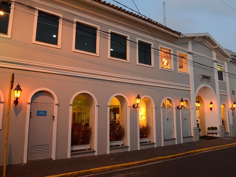 Hotel Colonial Plaza Itu Exteriör bild